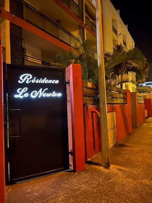 Immense Studio 51 Jusqu'A 4 Personnes Avec Vue Mer Saint-Denis Exteriér fotografie